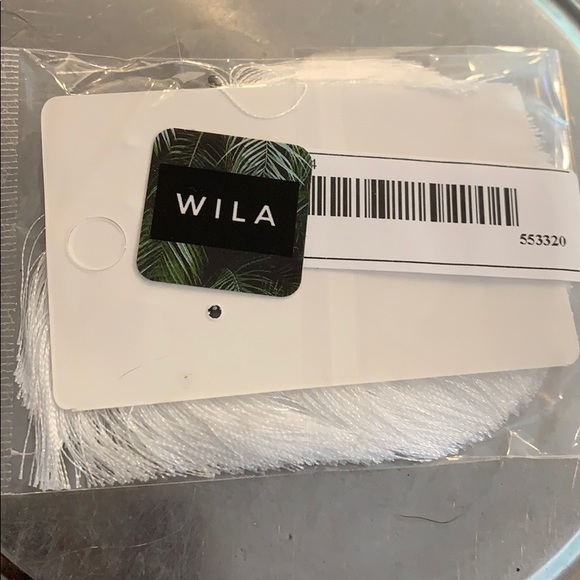 BOHO SILVER AND WHITE EARRINGS.  NWT - Picture 2 of 2